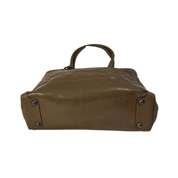 Chanel Tan Quilted Tote Bag with Structured Design - Picture 8 of 14